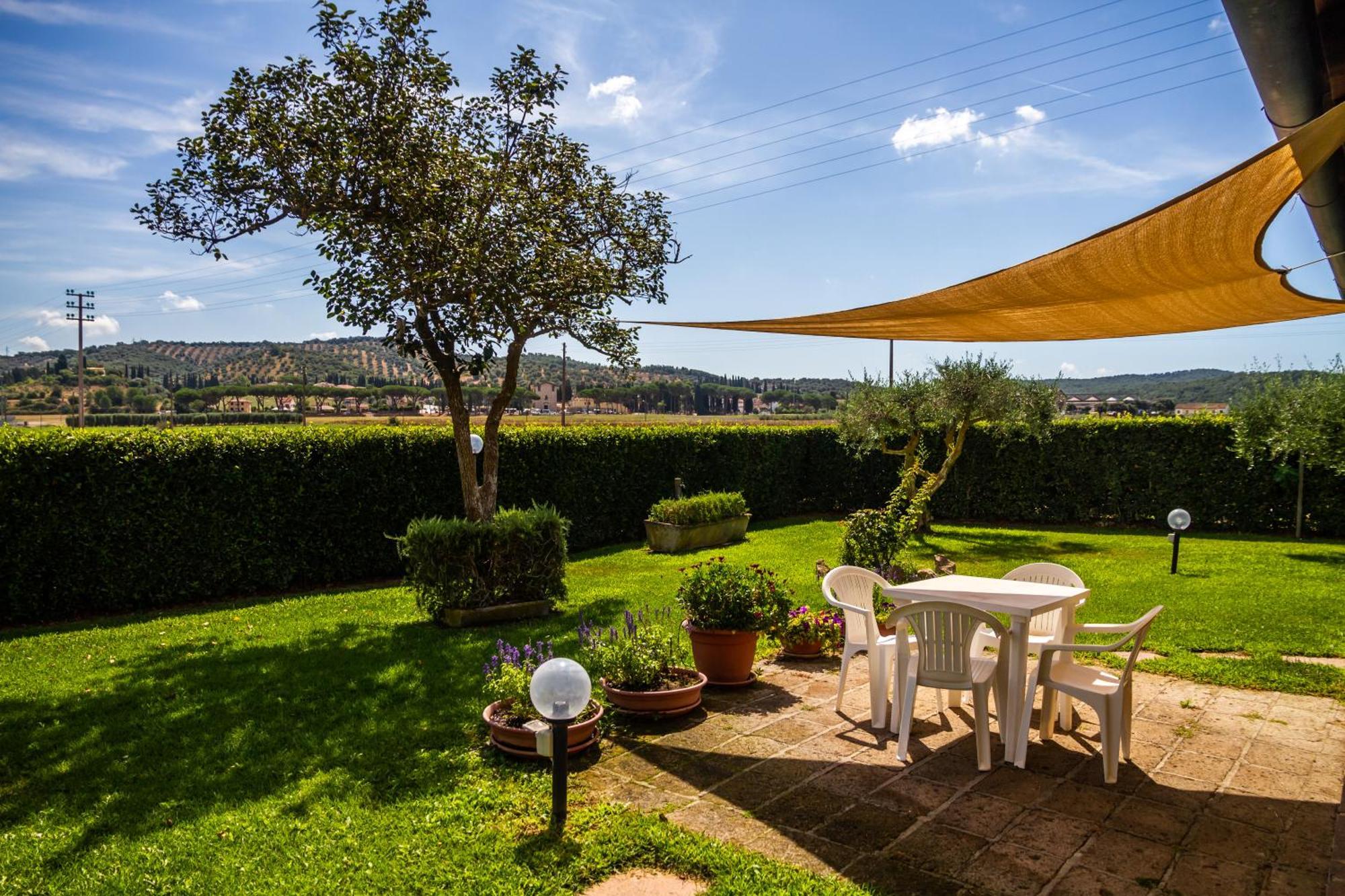 Casale Fattoria Benaris Villa Marsiliana Exteriör bild